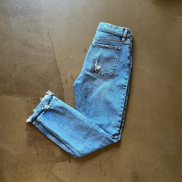 Abercrombie & Fitch "The Mom" High Rise Ripped Destroyed Jeans Size 26 / 2R - Picture 8 of 9